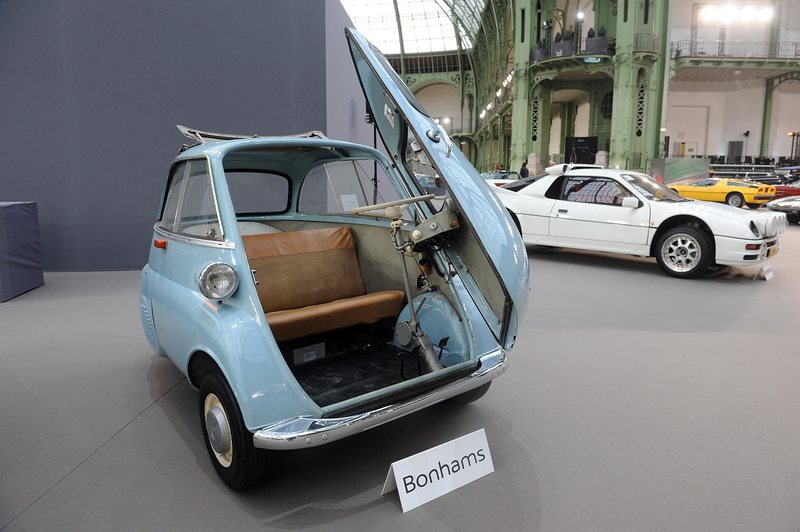 Illustration for article titled Is This The Prettiest Car Auction In The World?